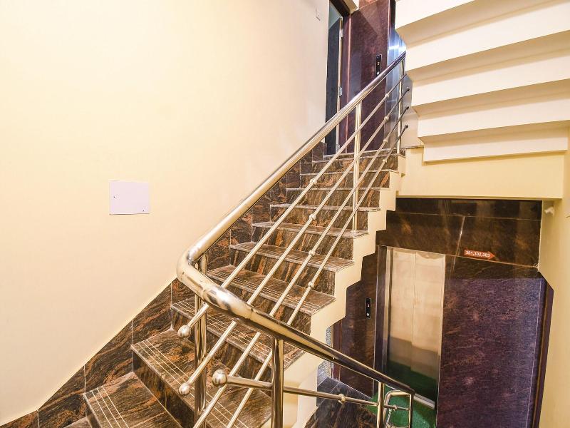 Fabhotel Airport Residency I image