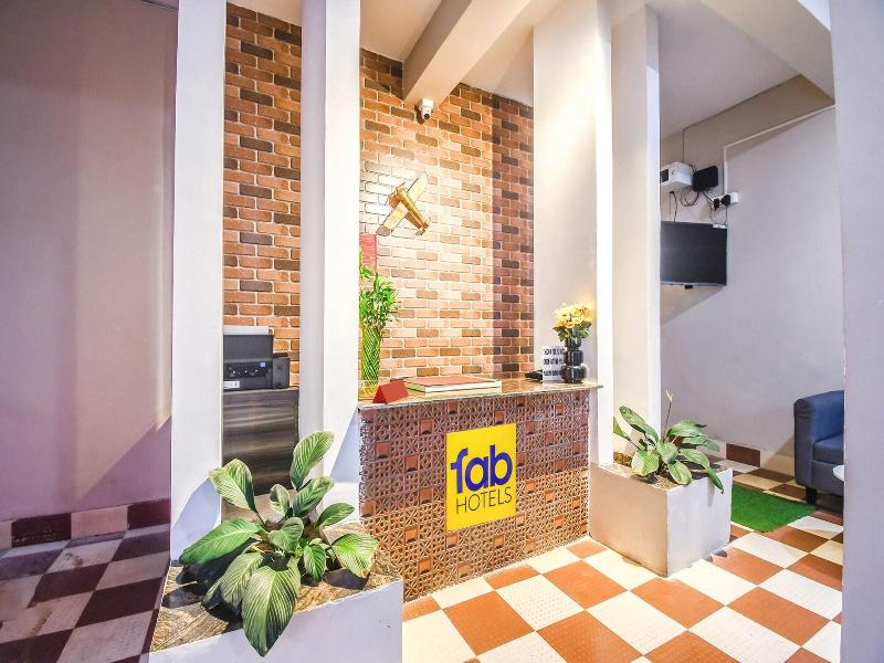 Fabhotel Airport Residency I image