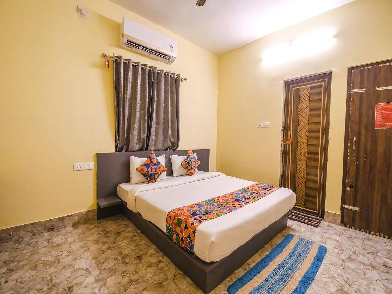 Fabhotel Airport Residency I image