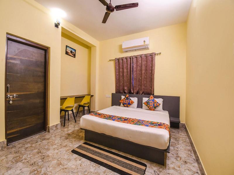 Fabhotel Airport Residency I image