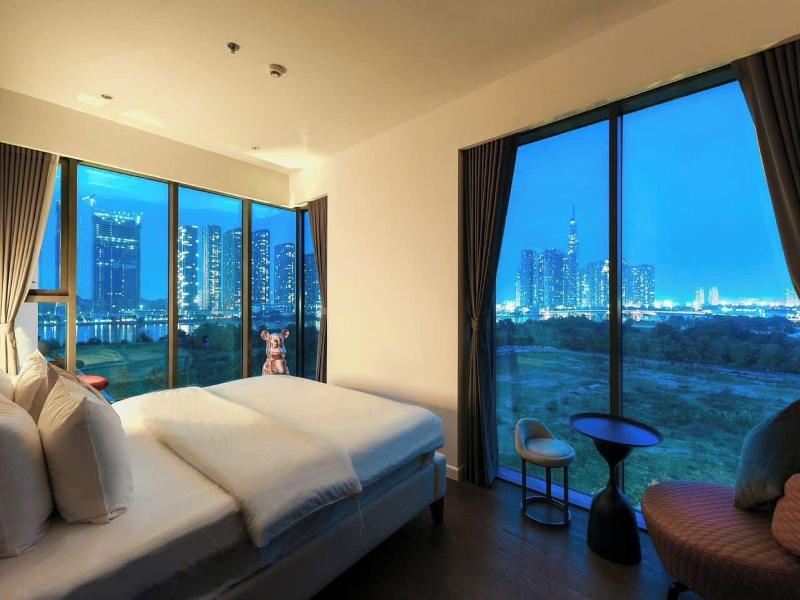 The Crest Residence Luxury By Metropole image