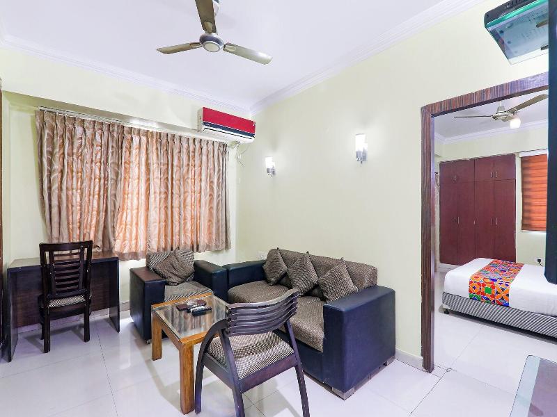 Fabhotel Royal Ville