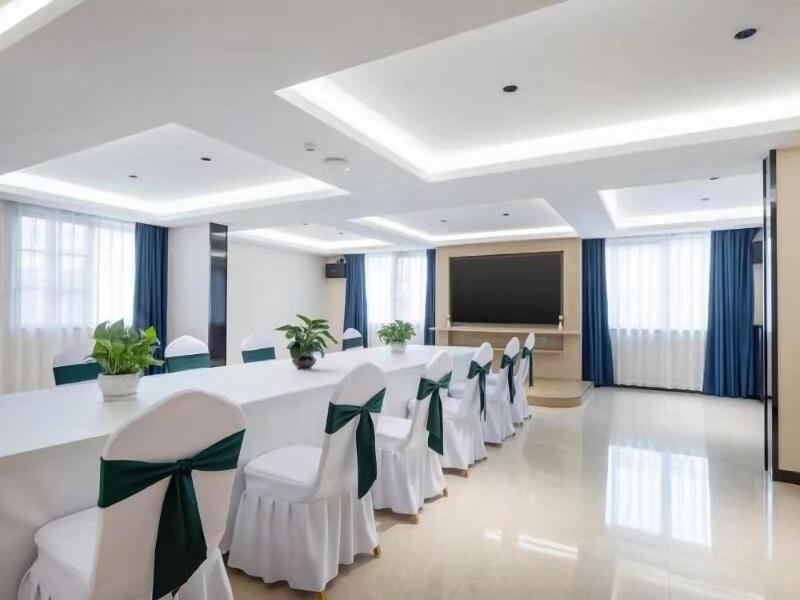Days Inn By Wyndham Kunming Panlong image