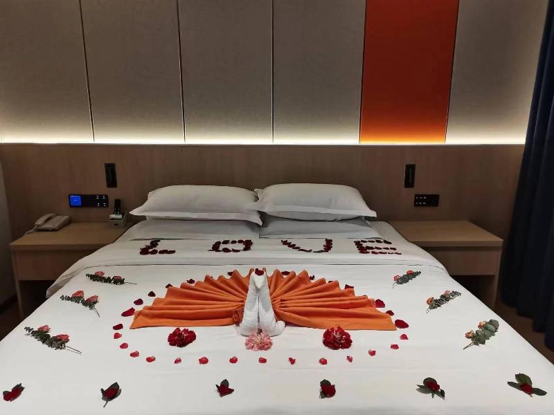 Days Inn By Wyndham Kunming Panlong image