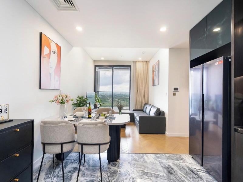 Estella Luxury Vacation Hotel Apartment image