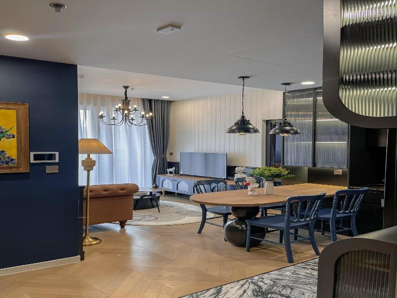 Estella Luxury Vacation Hotel Apartment image
