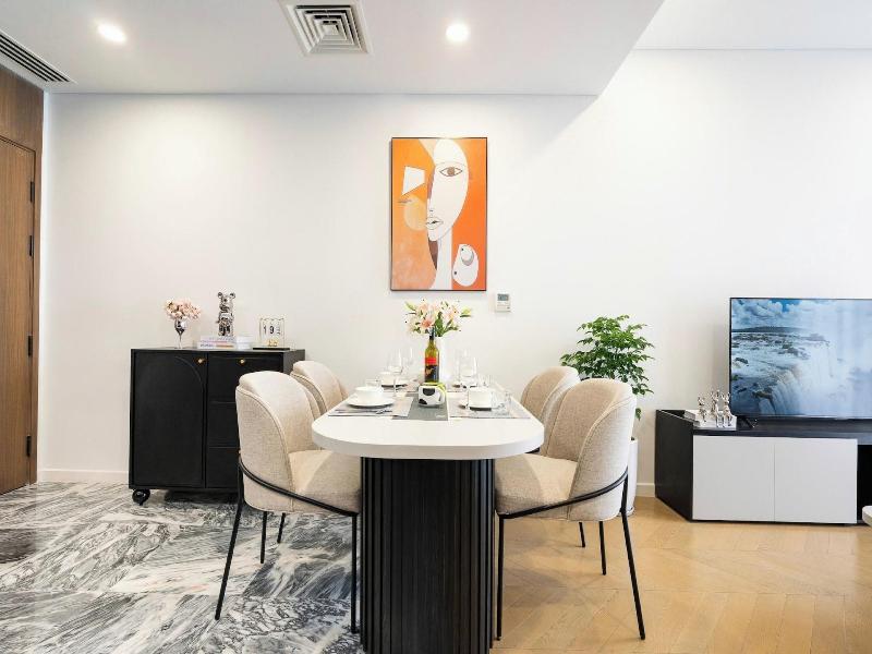 Estella Luxury Vacation Hotel Apartment image