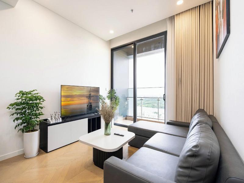 Estella Luxury Vacation Hotel Apartment image