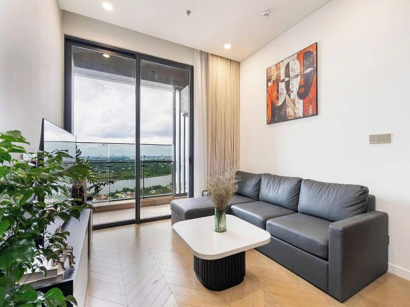 Estella Luxury Vacation Hotel Apartment image