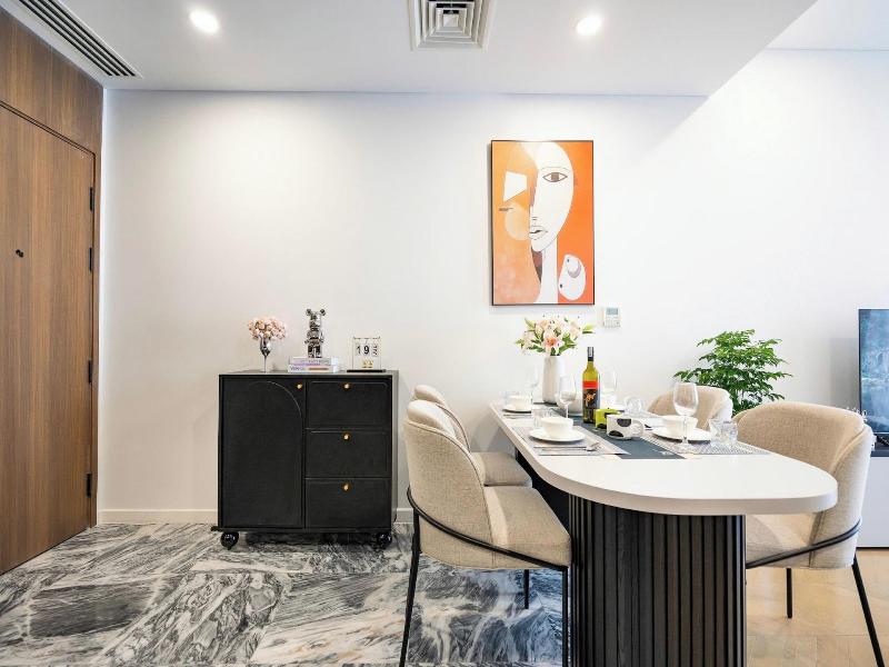 Estella Luxury Vacation Hotel Apartment image