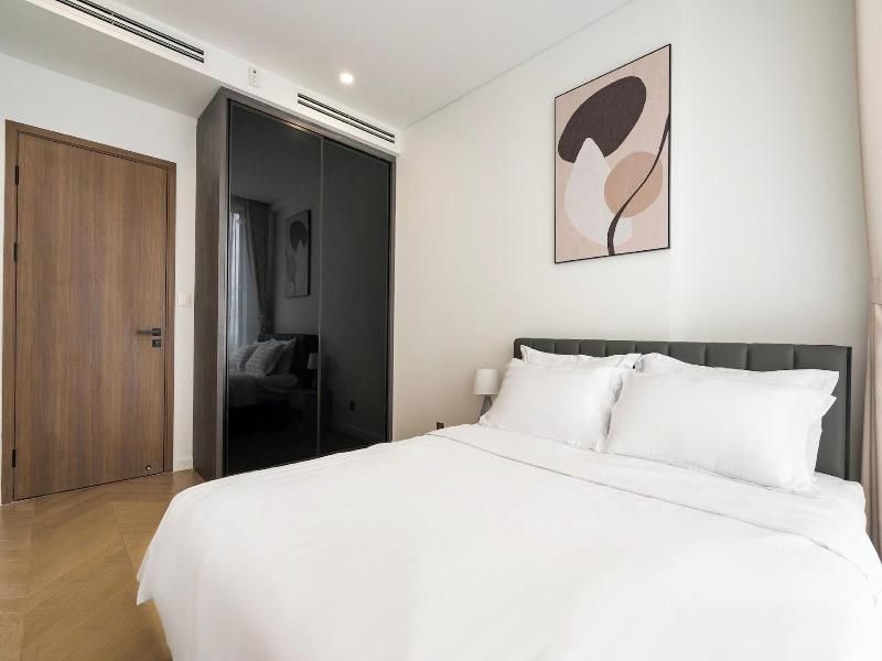 Estella Luxury Vacation Hotel Apartment image