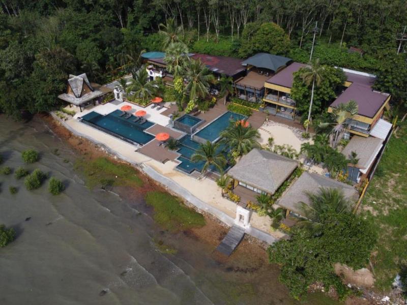Big Sun Residence By Iretreat image