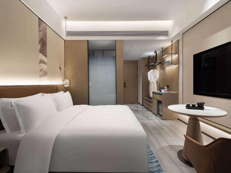 Days Hotel By Wyndham Enshi Girls Town image