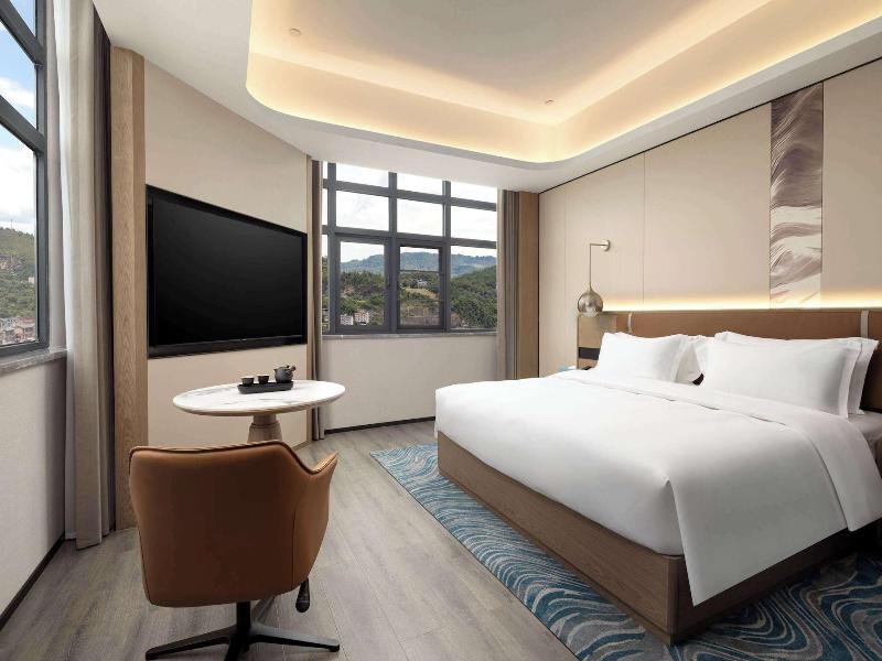 Days Hotel By Wyndham Enshi Girls Town image