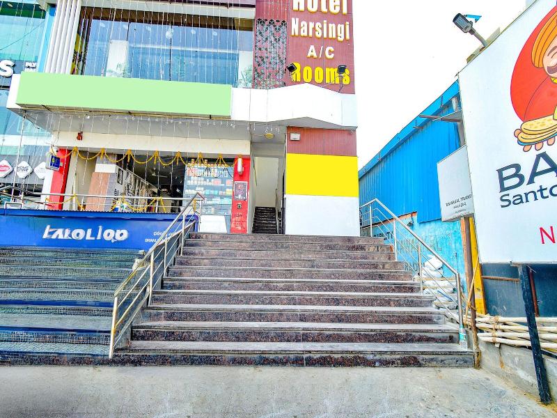 Fabhotel Narsingi — general view