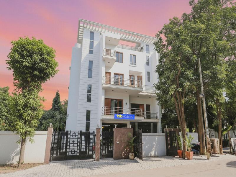 Fabhotel New Journey Hospitality image