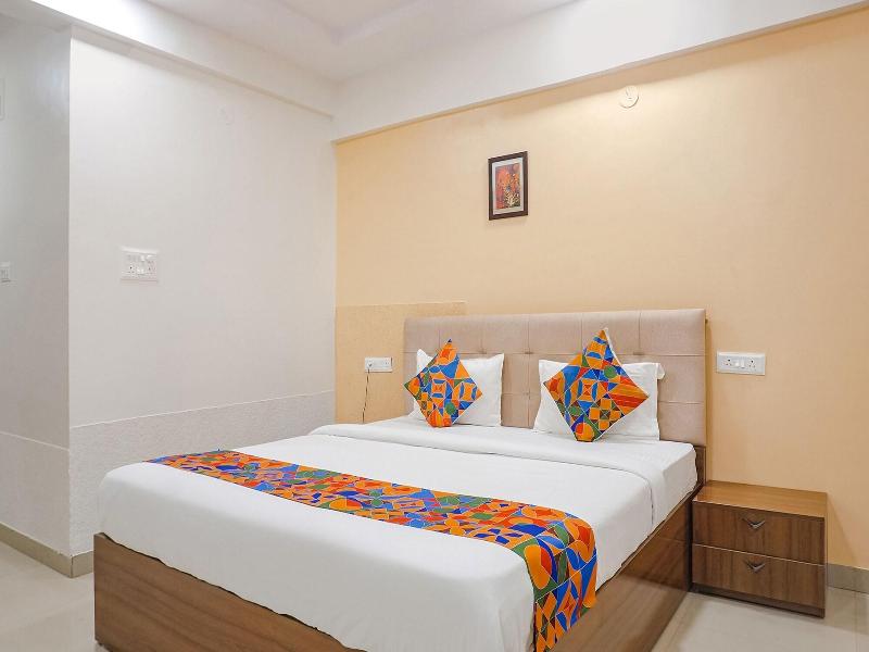 Fabhotel Embassy image