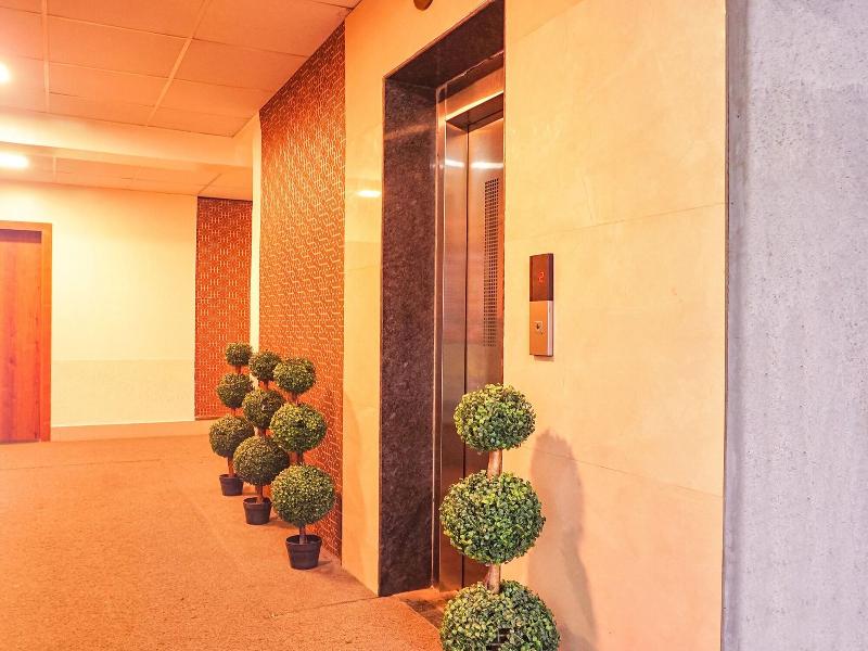 Fabhotel Embassy image