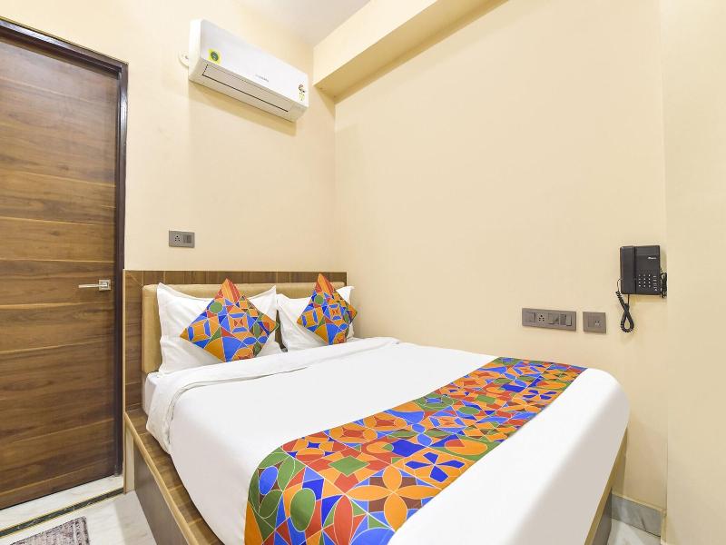 Fabhotel Pearl Square image