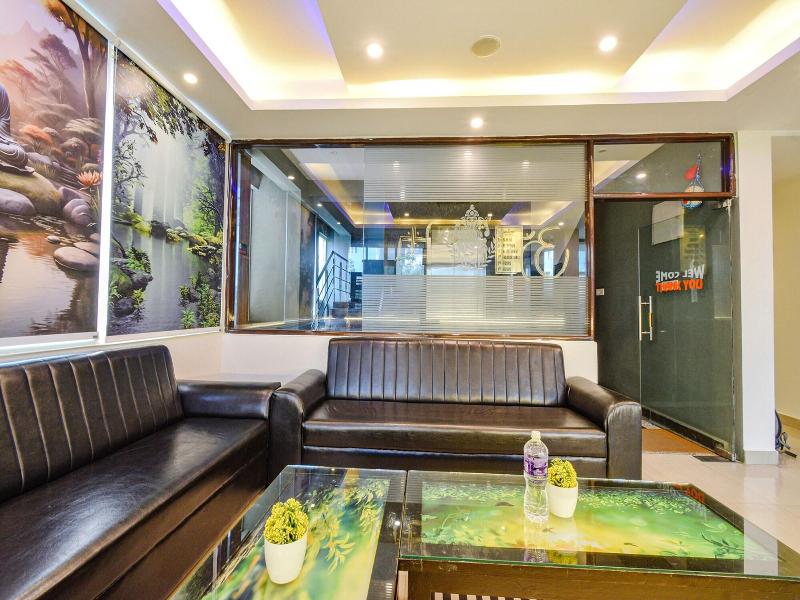 Fabhotel Broholic Prime Suites — view
