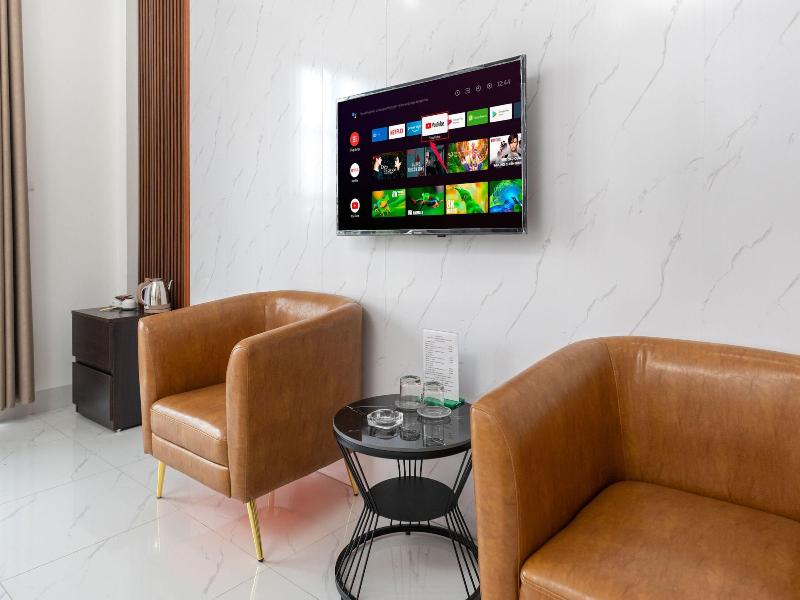 Oyo 1238 Bao Son Hotel image