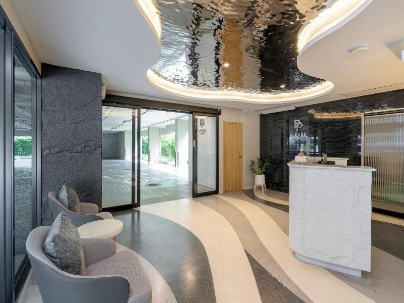 P-park Hotel Pattaya image
