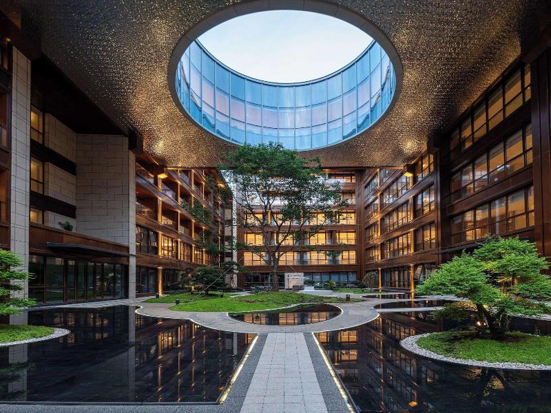 Wyndham Grand Xinchang Downtown — view