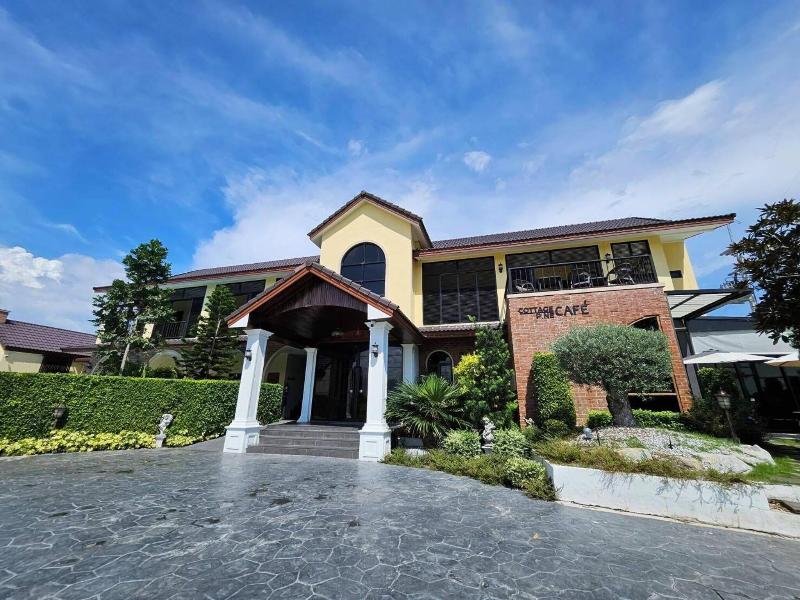 Cottage Pine Rayong image