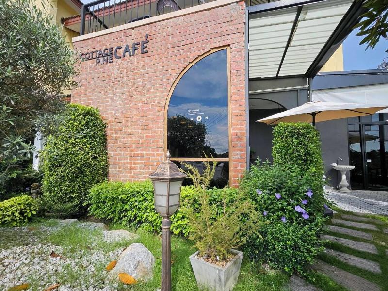 Cottage Pine Rayong image