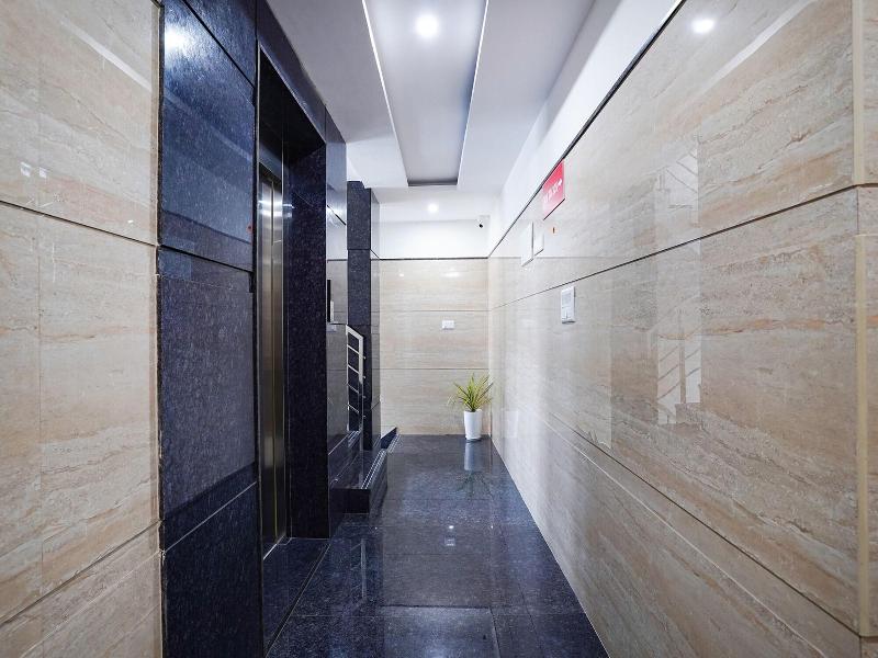 Fabhotel Hsr Gateway image
