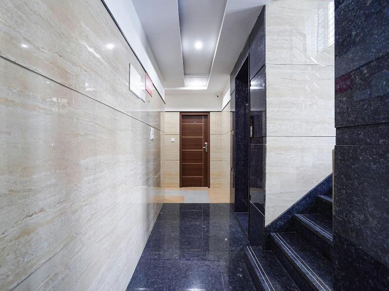 Fabhotel Hsr Gateway image