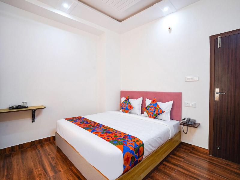Fabhotel Hsr Gateway image