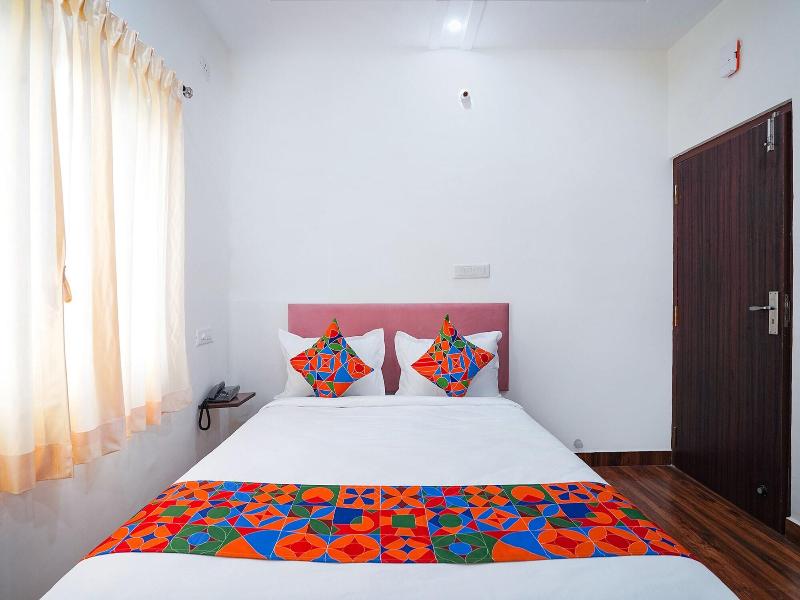Fabhotel Hsr Gateway image