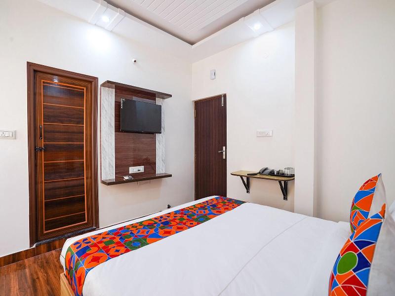 Fabhotel Hsr Gateway image