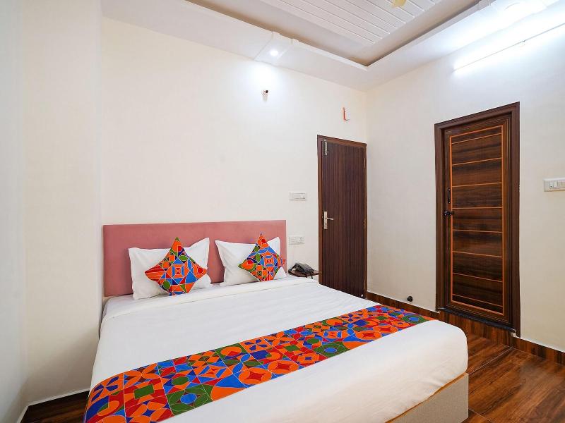Fabhotel Hsr Gateway image