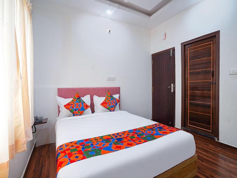 Fabhotel Hsr Gateway image