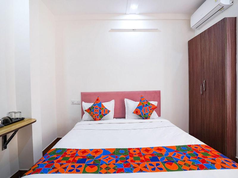 Fabhotel Hsr Gateway image