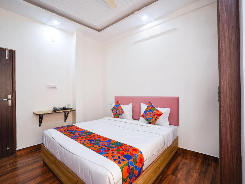 Fabhotel Hsr Gateway image