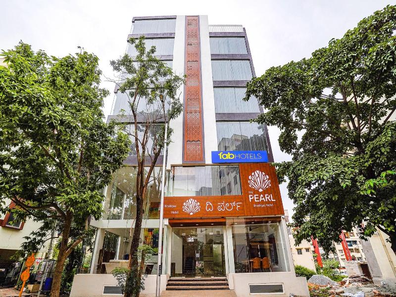 Fabhotel The Pearl Boutique image