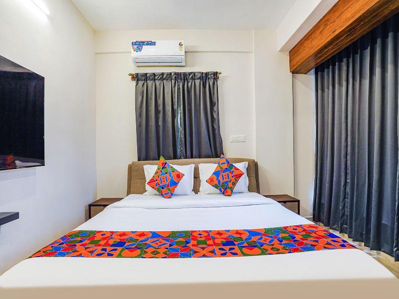 Fabhotel The Pearl Boutique image