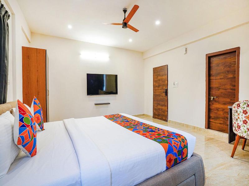 Fabhotel The Pearl Boutique image