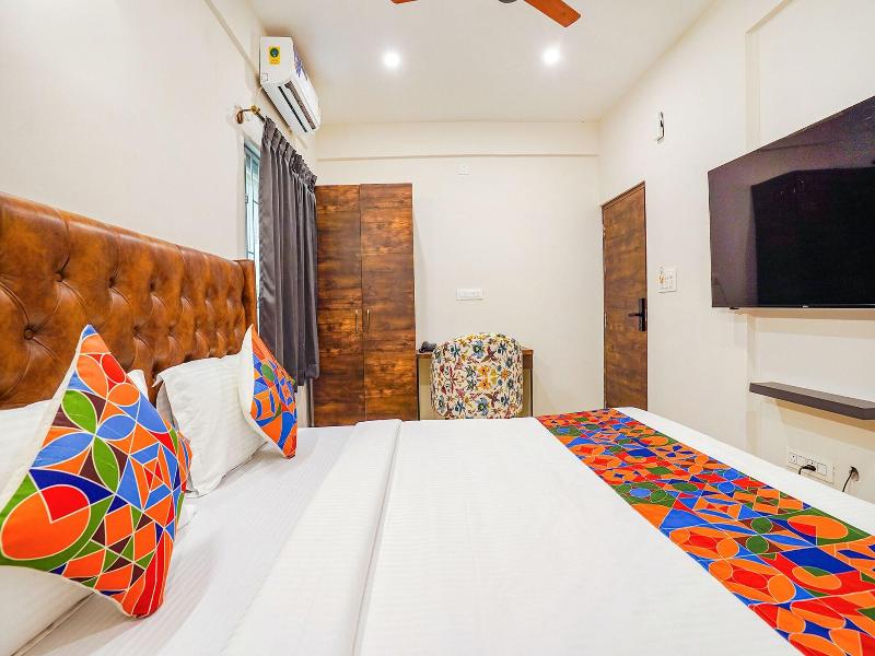Fabhotel The Pearl Boutique image