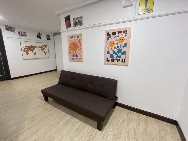 Loveriverinn image
