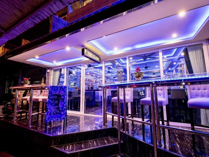 The Globe Hotel Bar And Restaurant image