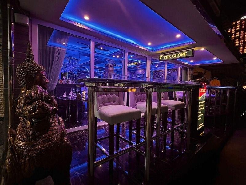The Globe Hotel Bar And Restaurant image