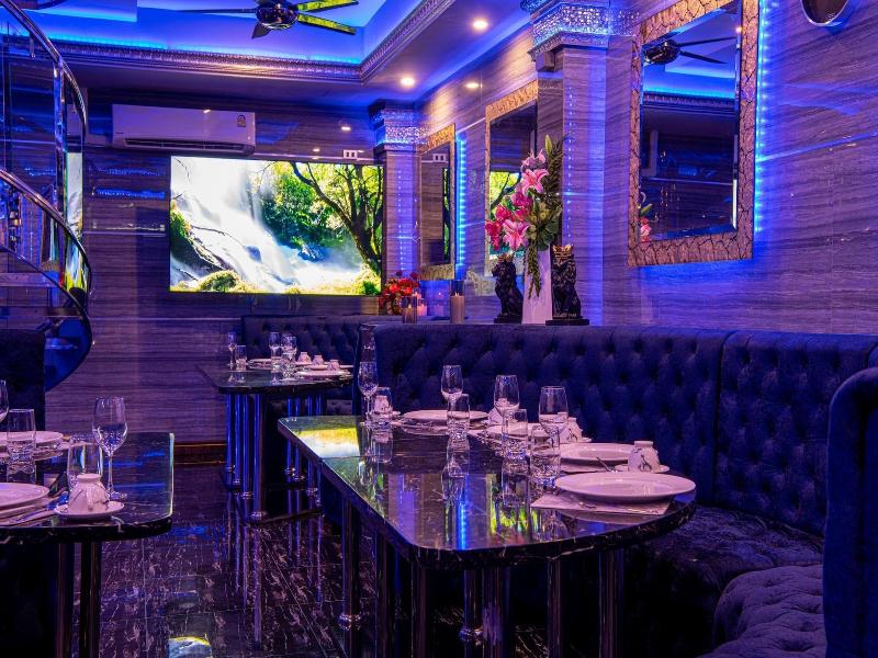 The Globe Hotel Bar And Restaurant image