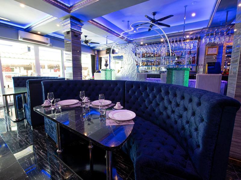 The Globe Hotel Bar And Restaurant image
