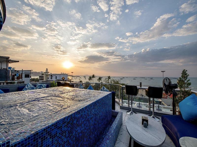 The Globe Hotel Bar And Restaurant image