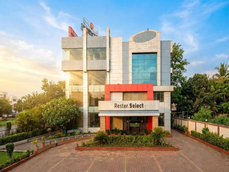 Fabhotel Prime Rester Select Chakan image