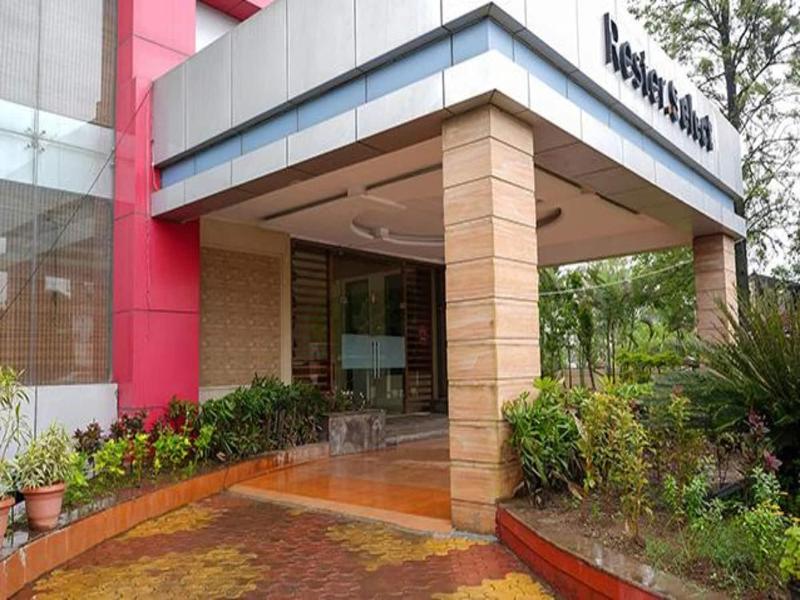 Fabhotel Prime Rester Select Chakan image